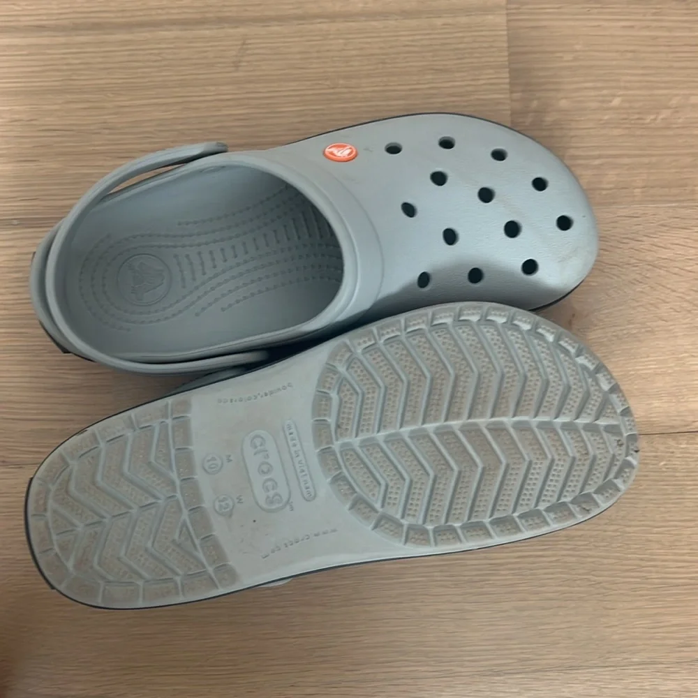 Crocs - Picture 3 of 3